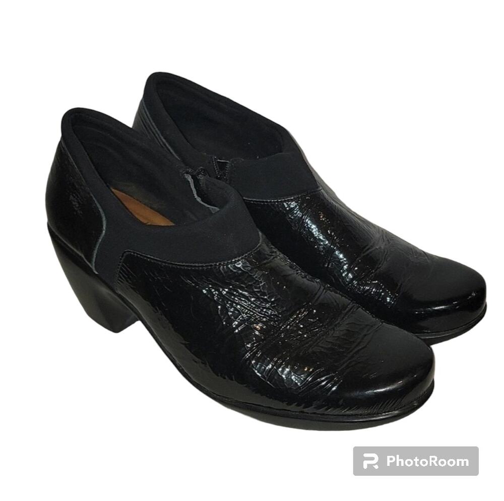 Naot Gleam Crinkled Patent Leather Bootie, 41